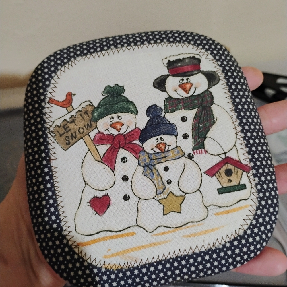 10 for $10 Festive Woven Basket with Fabric Coasters - Picture 3 of 8